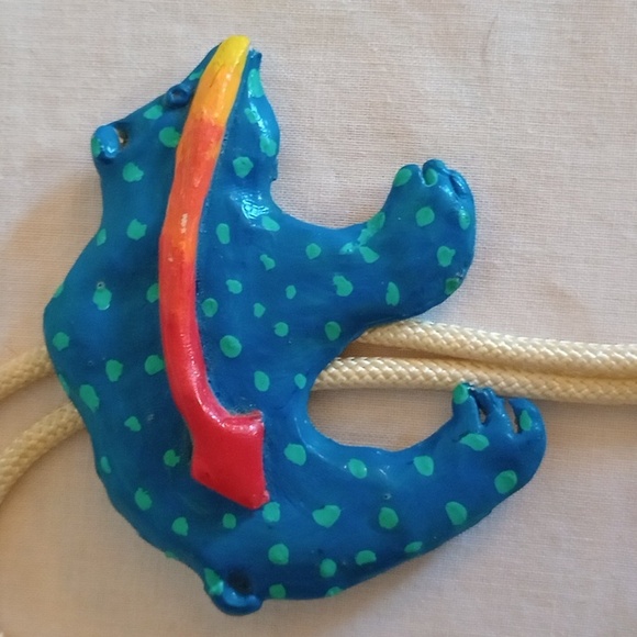 NAVAHO BOLO TIE, BLUE ANIMAL,LARGE RED ARROW, 17.5" TIE WHEN DOUBLED, ADJUSTABLE - Picture 2 of 7